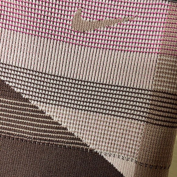 WOMEN'S NIKE SCULPT LUXE RUNNING TIGHTS large - Picture 4 of 5